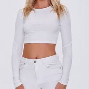 Long sleeved crop top